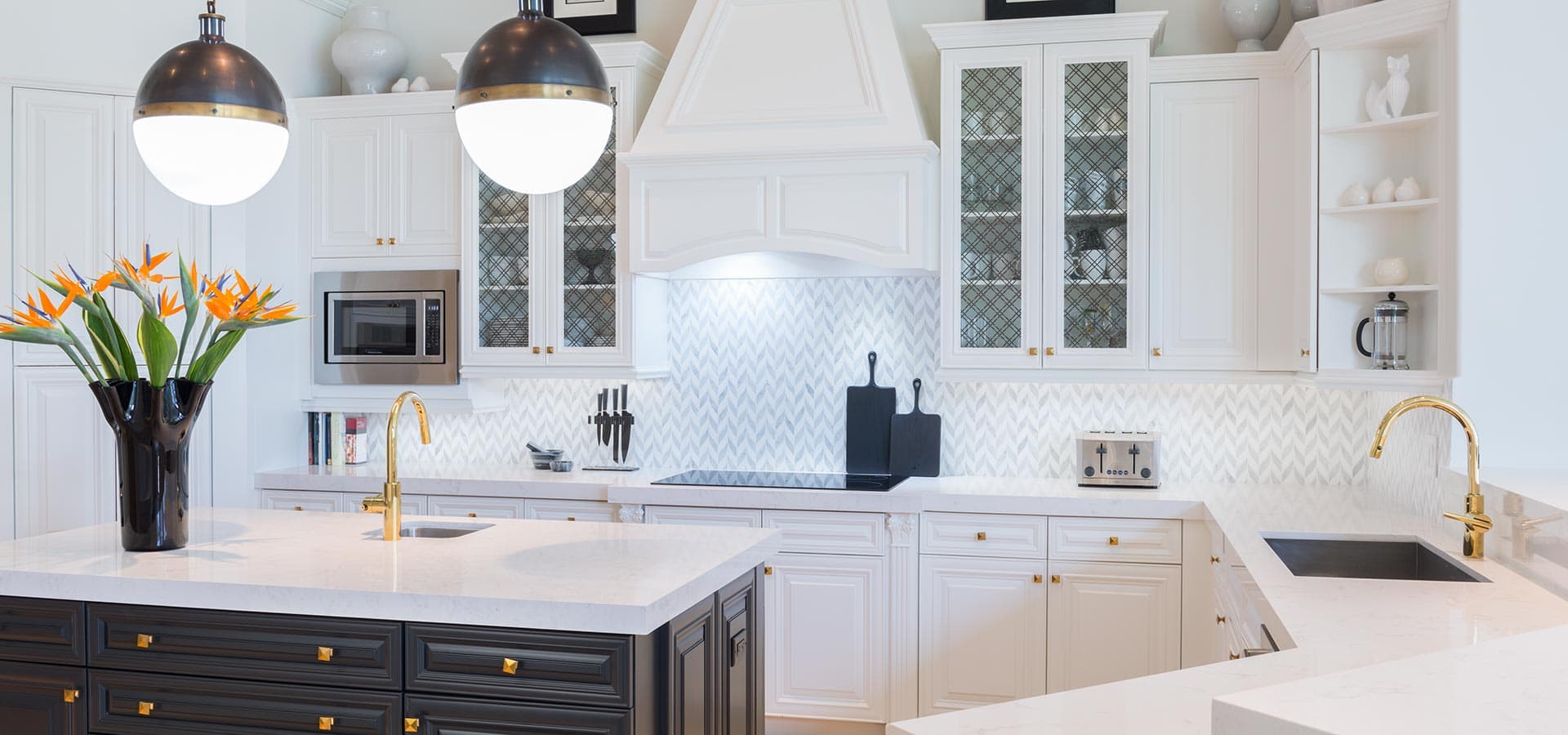 Pirela Atelier Interiors. Kitchen Design, Parkland Florida, Crisp Whites, Bold Elements, Olli Jokinen, Renovation.